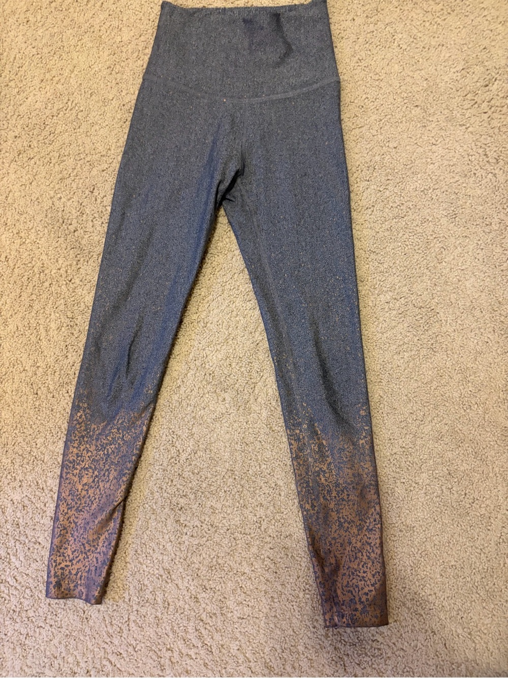 Beyond Yoga Gray Leggings with Bronze Accent